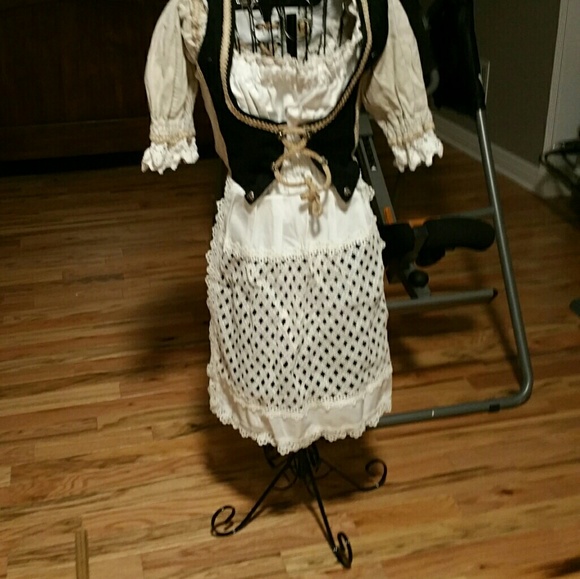 Stockerpoint Dirndl - Picture 3 of 8